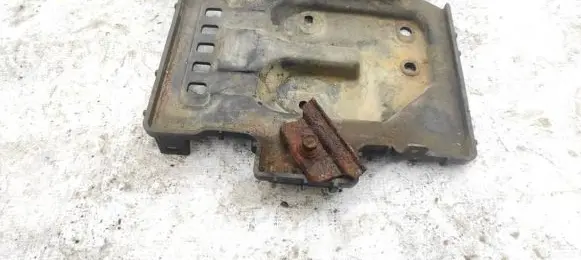 Hyundai i30 Battery box tray 
