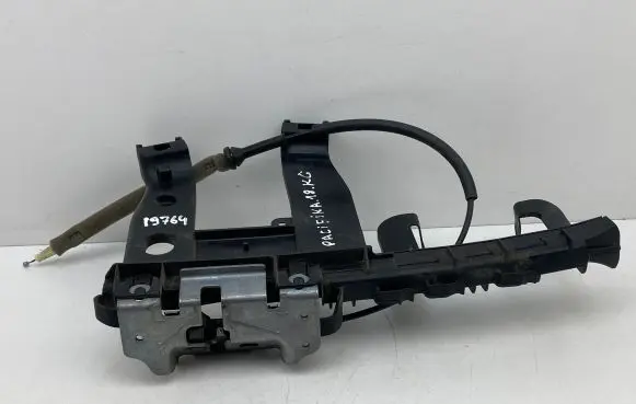 Chrysler Pacifica Rear door lock 3039985