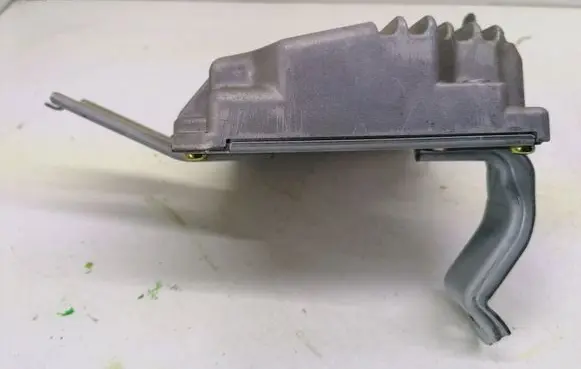 Toyota Corolla E120 E130 Power steering control unit/module 8965002150 054022