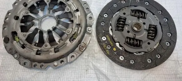 Opel Astra H Clutch set kit 93189287