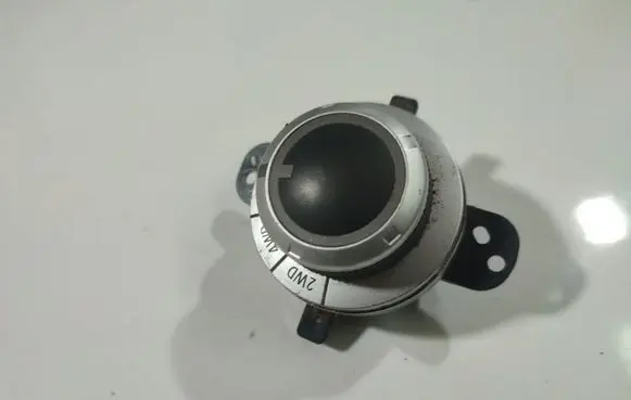 Mitsubishi Outlander Other switches/knobs/shifts