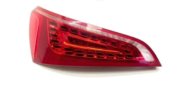Audi Q5 SQ5 Rear/tail lights 8R0945093B