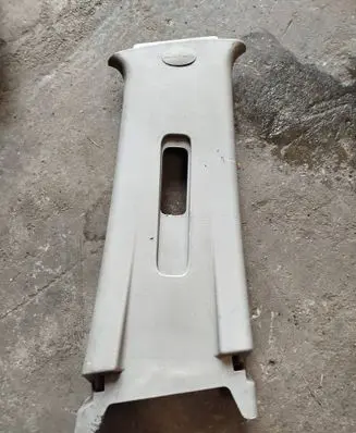 (B) pillar trim (top)