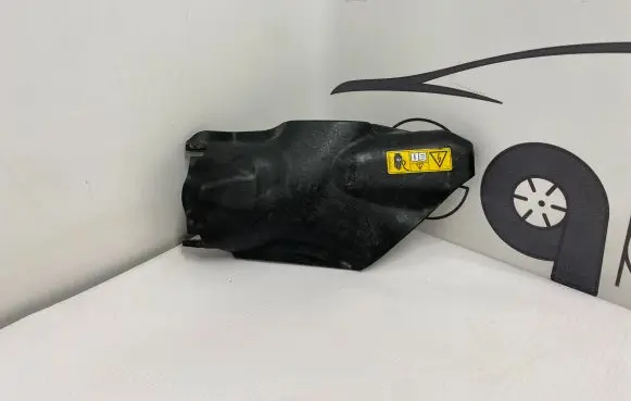 Mercedes-Benz E W213 other engine part A0005456786