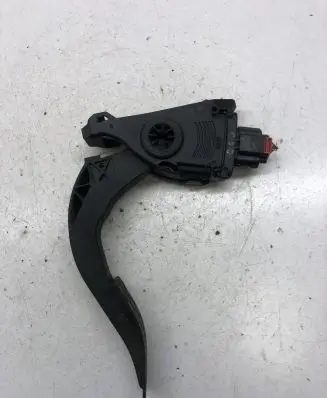 Audi A4 S4 B8 8K Accelerator throttle pedal 8K1721523 6PV00950500