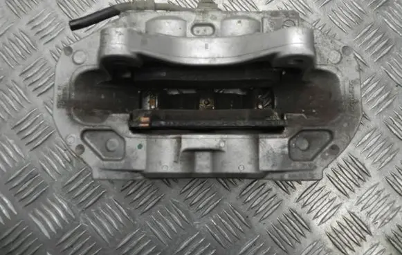 Tesla Model 3 Front brake caliper 104462200E