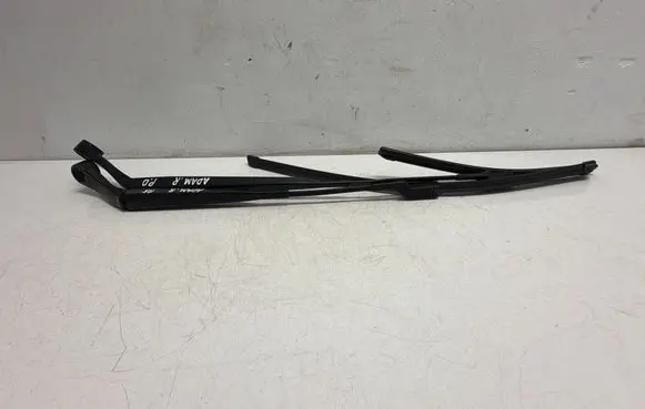 Opel Adam Front wiper blade arm 13354349