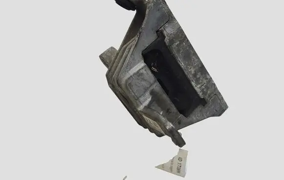 Opel Insignia A Engine mount bracket 13227717