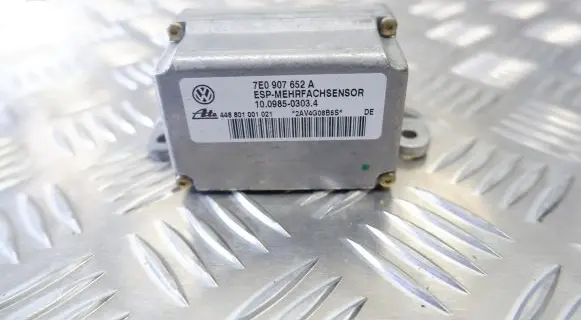 Volkswagen Touareg I ESP acceleration yaw rate sensor 7E0907652A