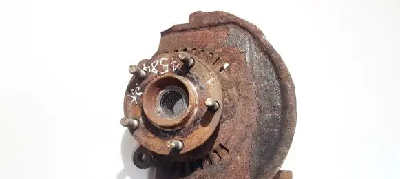 Front wheel hub
