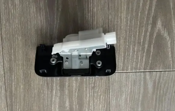 Lexus UX Tailgate/trunk/boot lock/catch/latch 6932176010