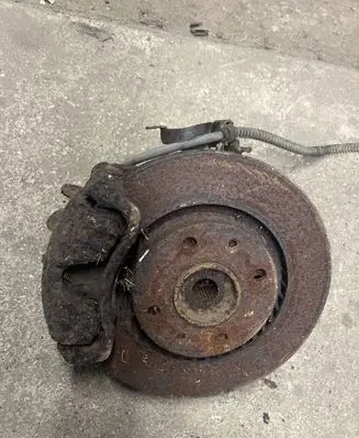 Citroen Berlingo Front wheel hub spindle knuckle