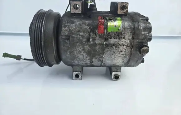 Audi A4 S4 B5 8D Air conditioning (A/C) compressor (pump) 8D0260805