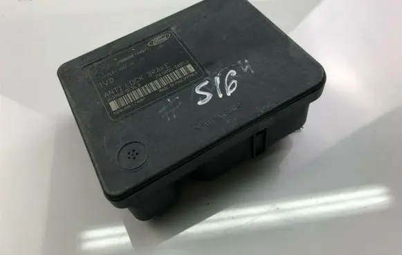 Ford Focus Other control units/modules 10096001363 S16