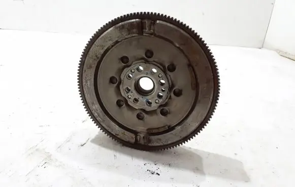 Nissan NV300 Dual mass flywheel 123107183R