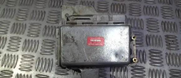 Mitsubishi Galant ABS control unit/module MB686562 166-3152