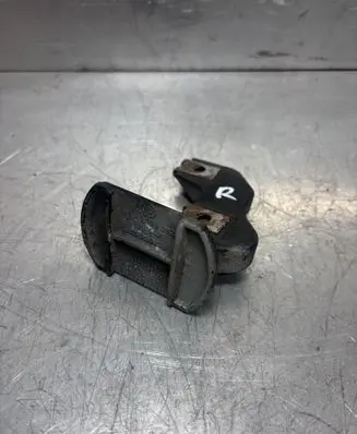 BMW 5 E39 Front bumper mounting bracket 8159362