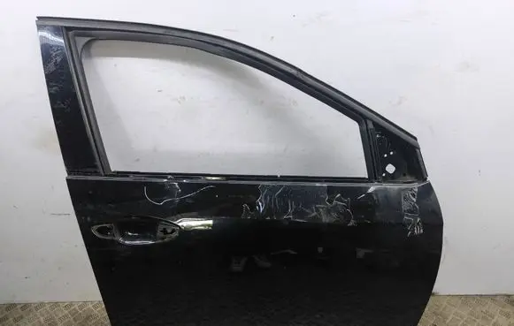 Peugeot 5008 II Front door