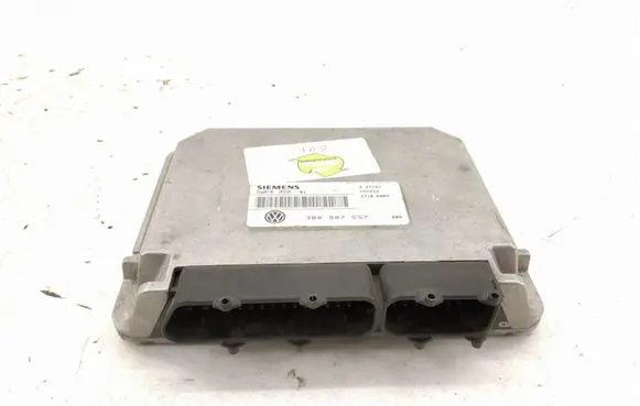 Volkswagen PASSAT B5.5 Engine control unit/module 3B0907557 5WP435001