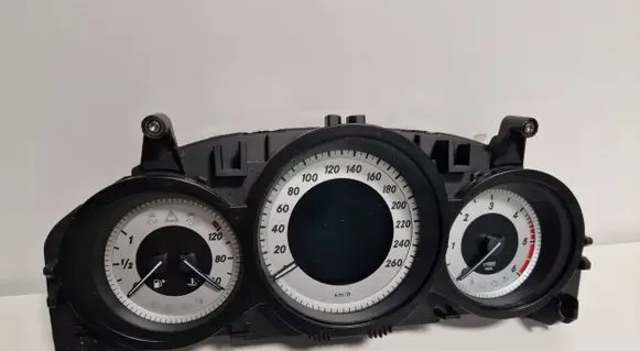 Mercedes-Benz C W204 Speedometer (instrument cluster) A2C33221600 A2049004108 2049018903