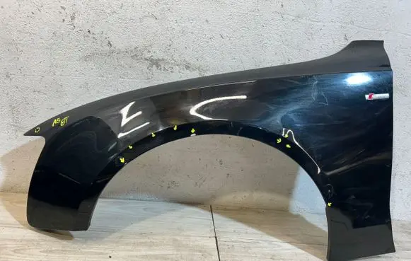 Audi A5 8T 8F Fender