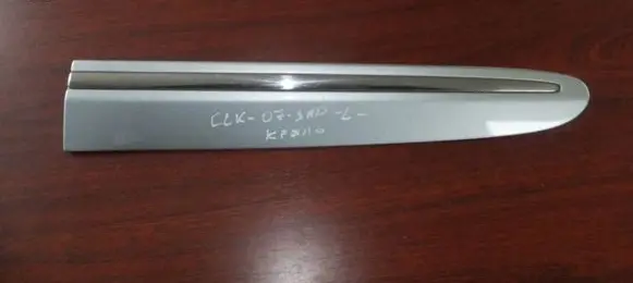 Mercedes-Benz CLK A209 C209 Fender trim (molding) A2096902562