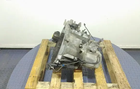 Peugeot 308 Manual 6 speed gearbox 20DM75