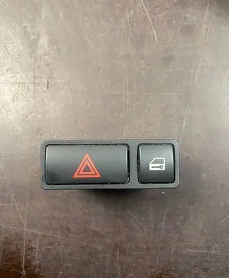 BMW X5 E53 Hazard light switch 8368920