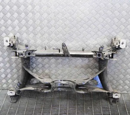 Volvo XC40 Rear subframe 32269606