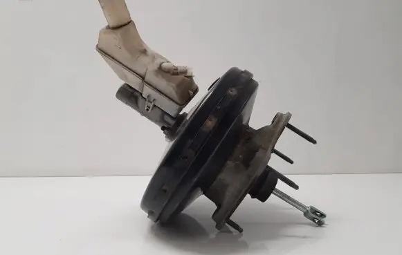 Nissan Note (E11) Brake booster 8200123846