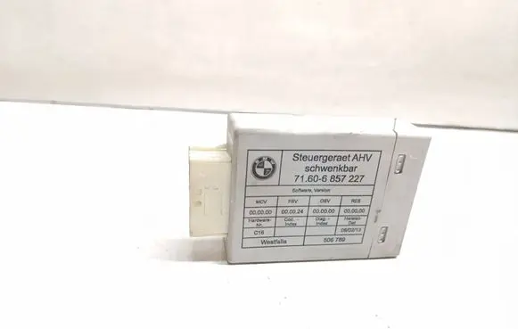 BMW 3 E90 E91 Tow bar trailer control unit/module 6857227 7160687227