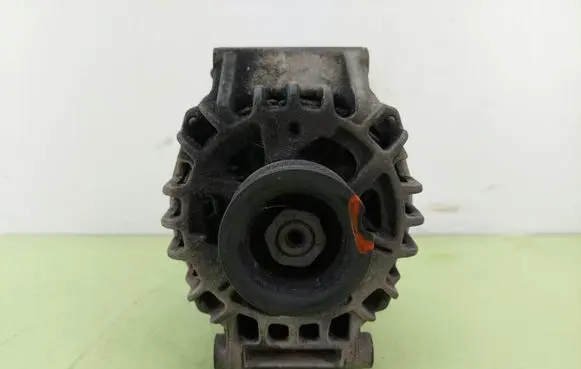Renault Clio II Generator/alternator 7700432331
