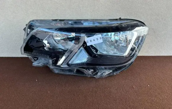 Peugeot Partner III Headlight/headlamp 9816826980