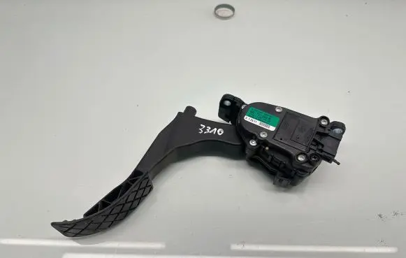 Volkswagen Polo V 6R Accelerator throttle pedal 6Q1721503M 6PV00849631