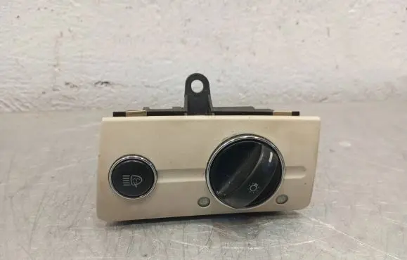 Mercedes-Benz E W211 Light switch 2115450404