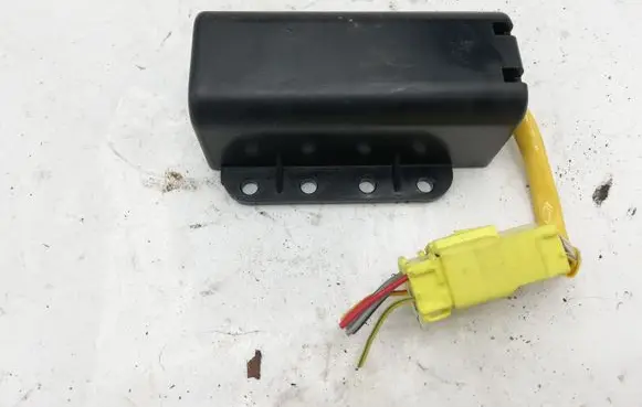 Mitsubishi L200 Passenger airbag on/off switch 8610A047