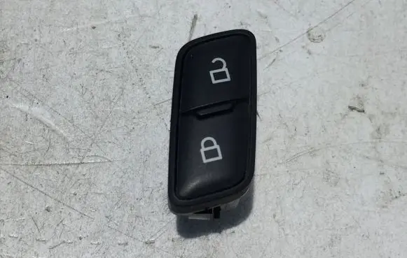 Central locking switch button