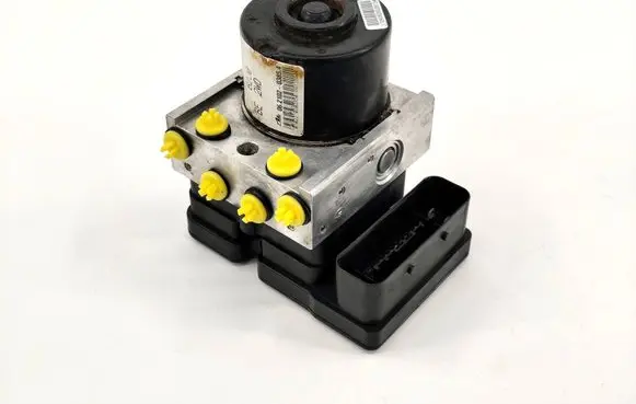 Suzuki Swift I ABS Pump 06210203854 06210905683