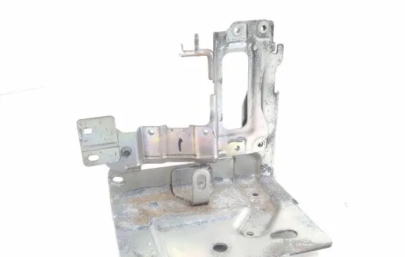 Nissan Qashqai Other engine bay part
