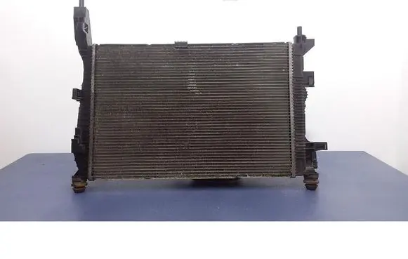 Ford Focus Coolant radiator BV61-8005-BC