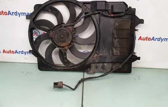 Mini One - Cooper R50 - 53 Electric radiator cooling fan 1475577 17101475577 17117541092