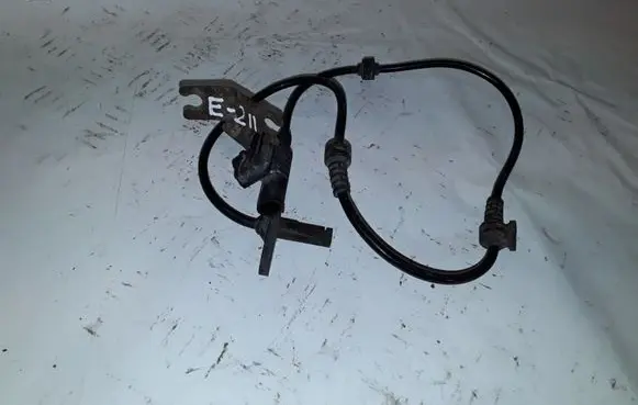 Mercedes-Benz E W211 ABS brake wheel speed sensor A211540317 A0315457428