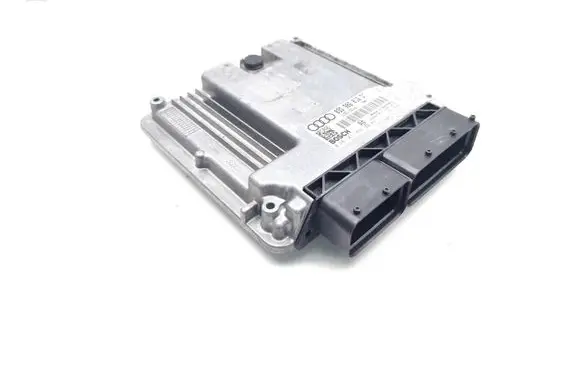 Audi A3 S3 8P Engine control unit/module 03G906016DT 0281011892 1039S07823