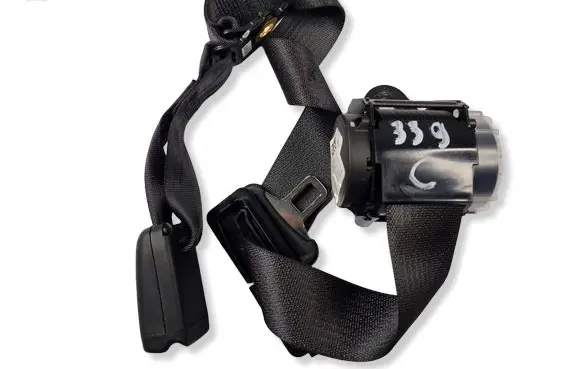 Dodge Challenger Middle seatbelt (rear) P6KE741X9AB T5U294920288