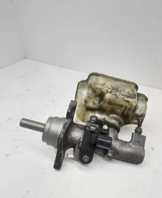 Volkswagen Golf V Master brake cylinder 1K1611301D 03350886321