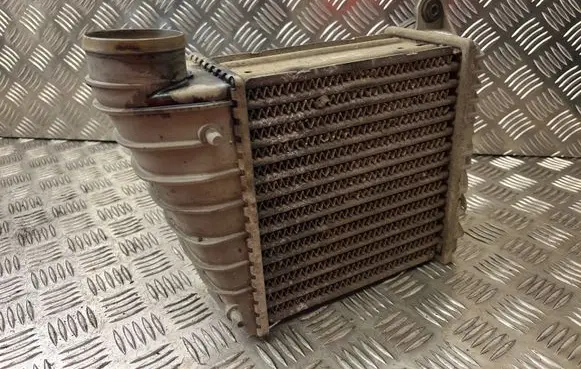 Volkswagen Golf IV Intercooler radiator 1J0145805