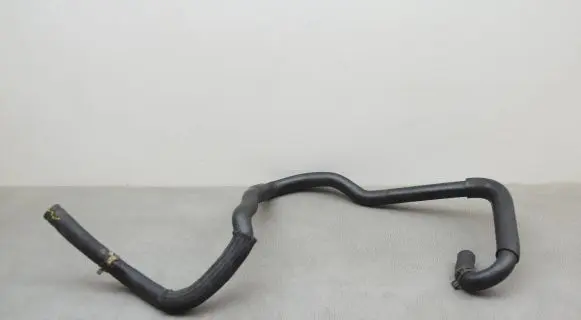 Toyota Prius (XW30) Engine coolant pipe/hose