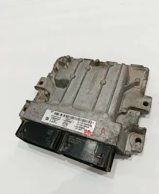 Ford Kuga II Engine control unit/module FV6A12B684AB A2C98164702 F1FA12A650CYC