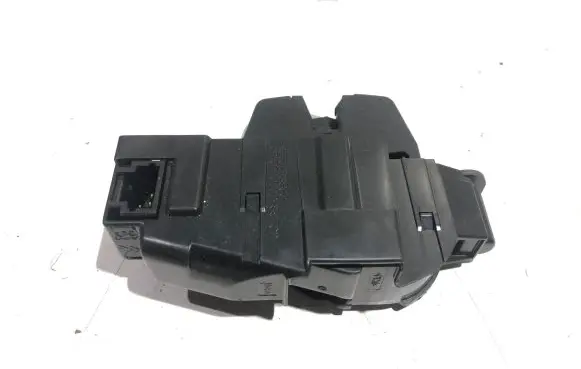 Peugeot 308 Loading door lock 9660403880