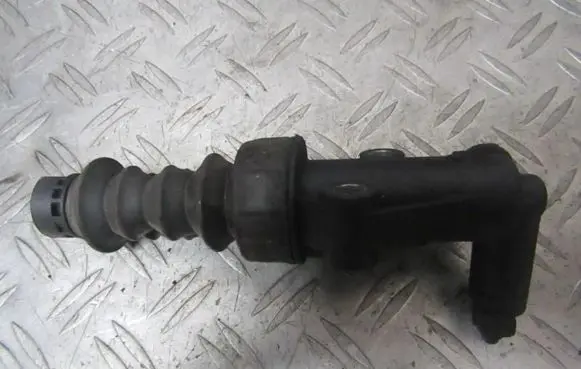 Fiat Grande Punto Clutch master cylinder 55183442